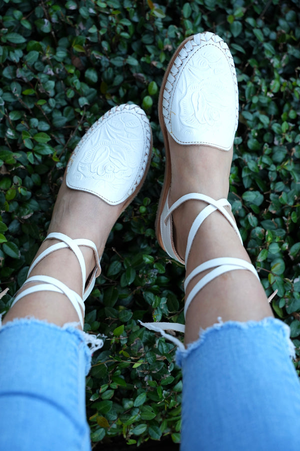 Rosalinda Lace Up White