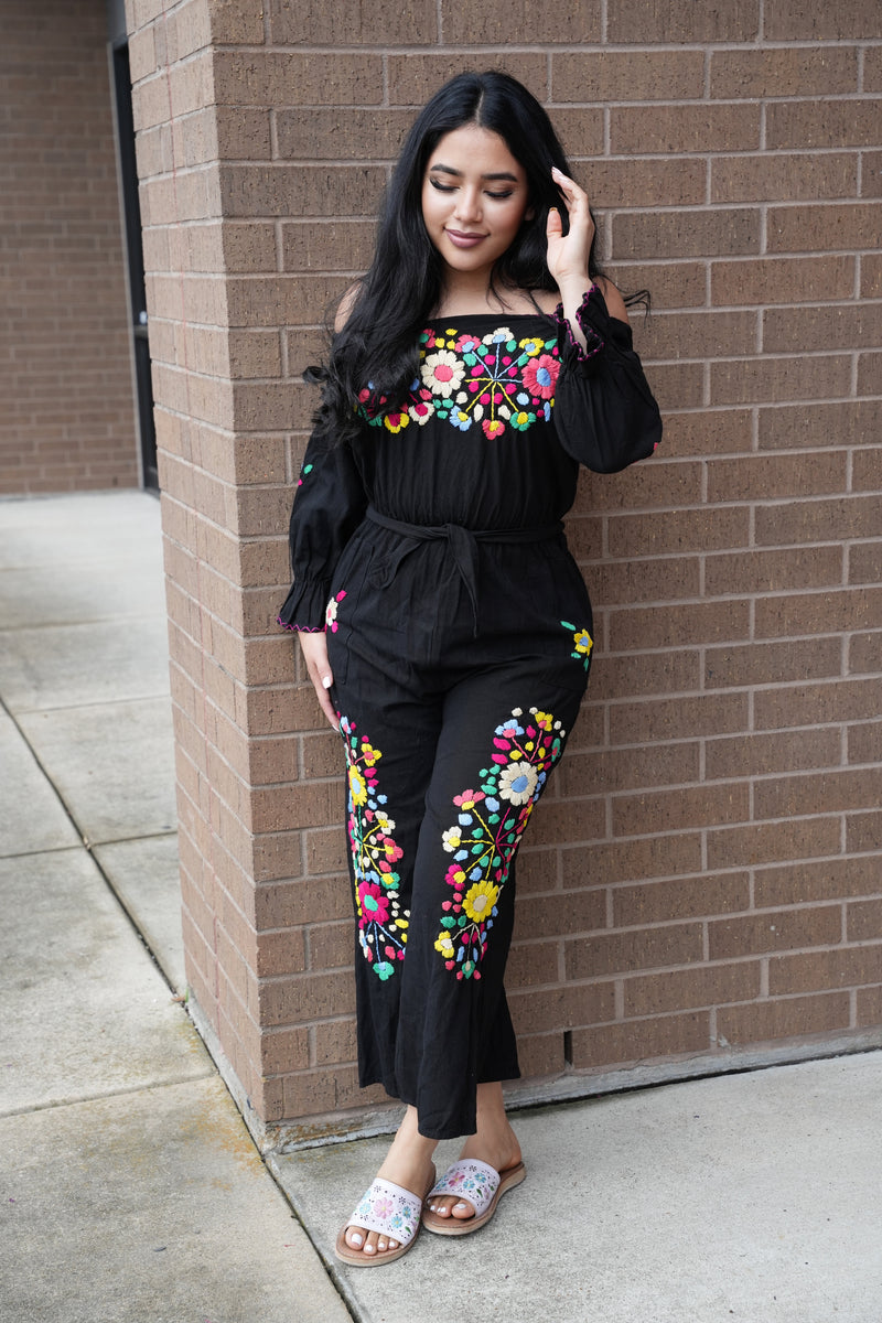 Aida Palazzo Hand Embroidery