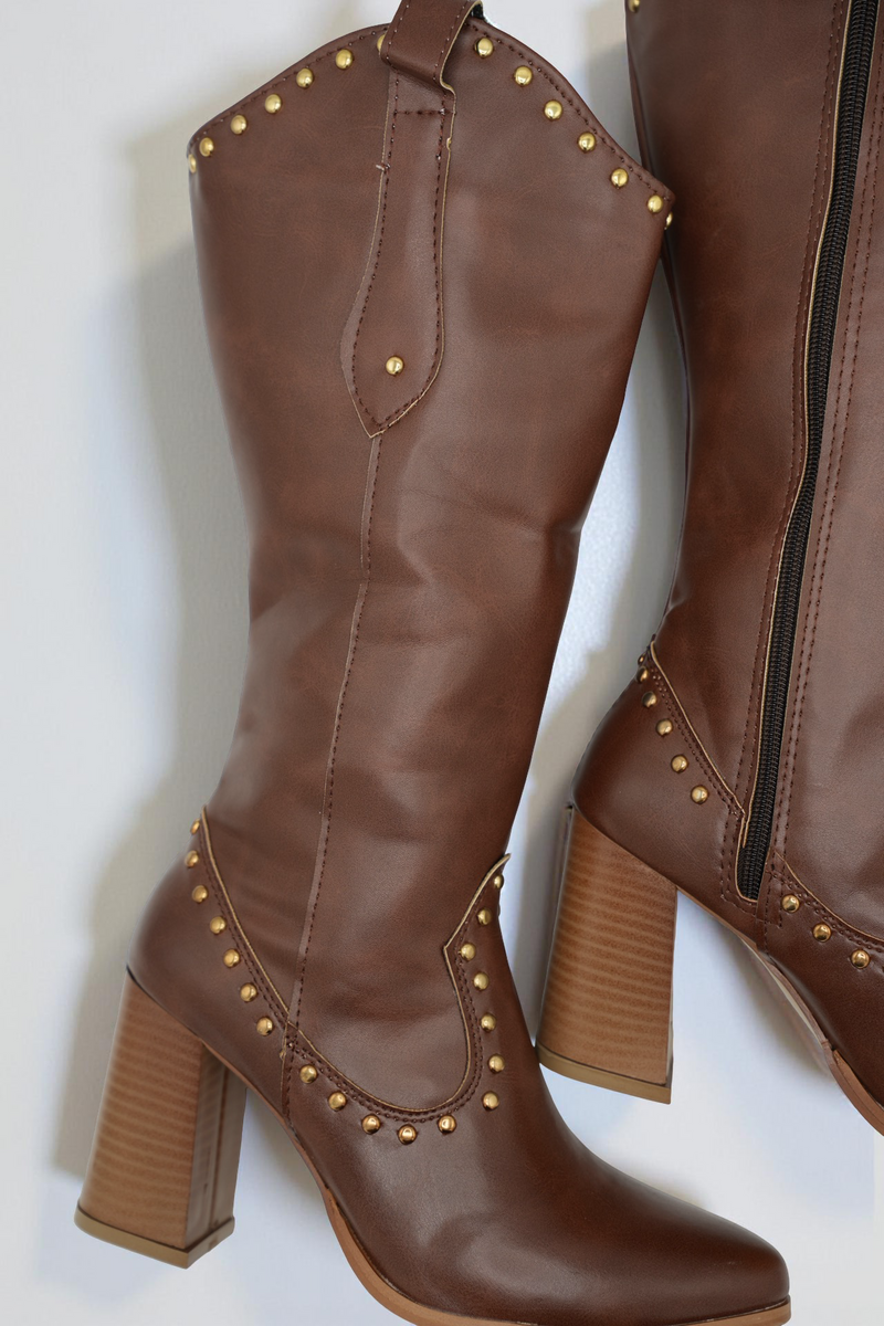 Bota Vaquera Larga Studs (320)