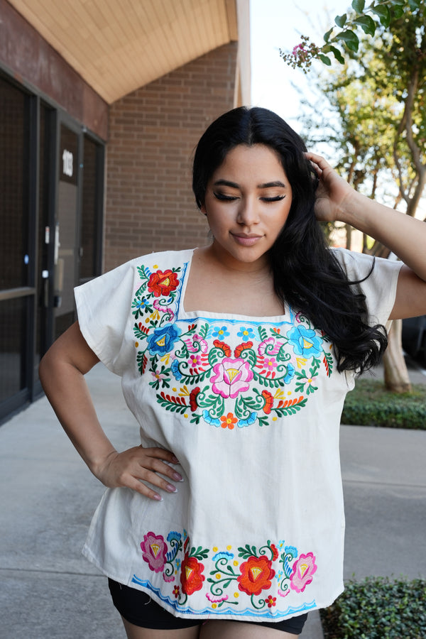Idania Embroidery Mexican Top