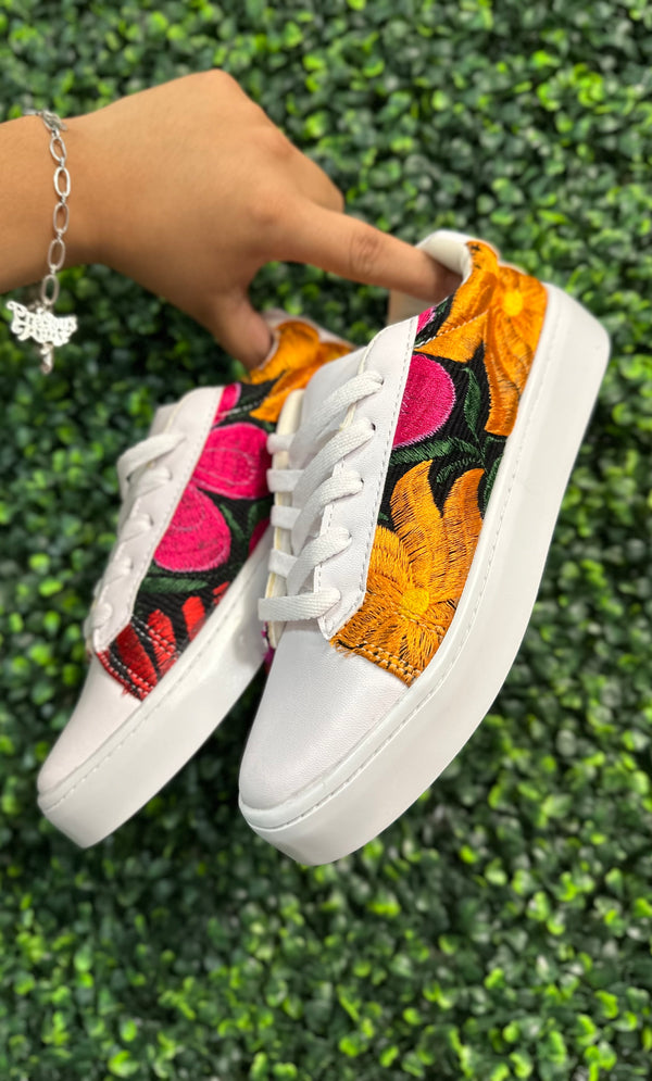 Embroidery All White Sneakers