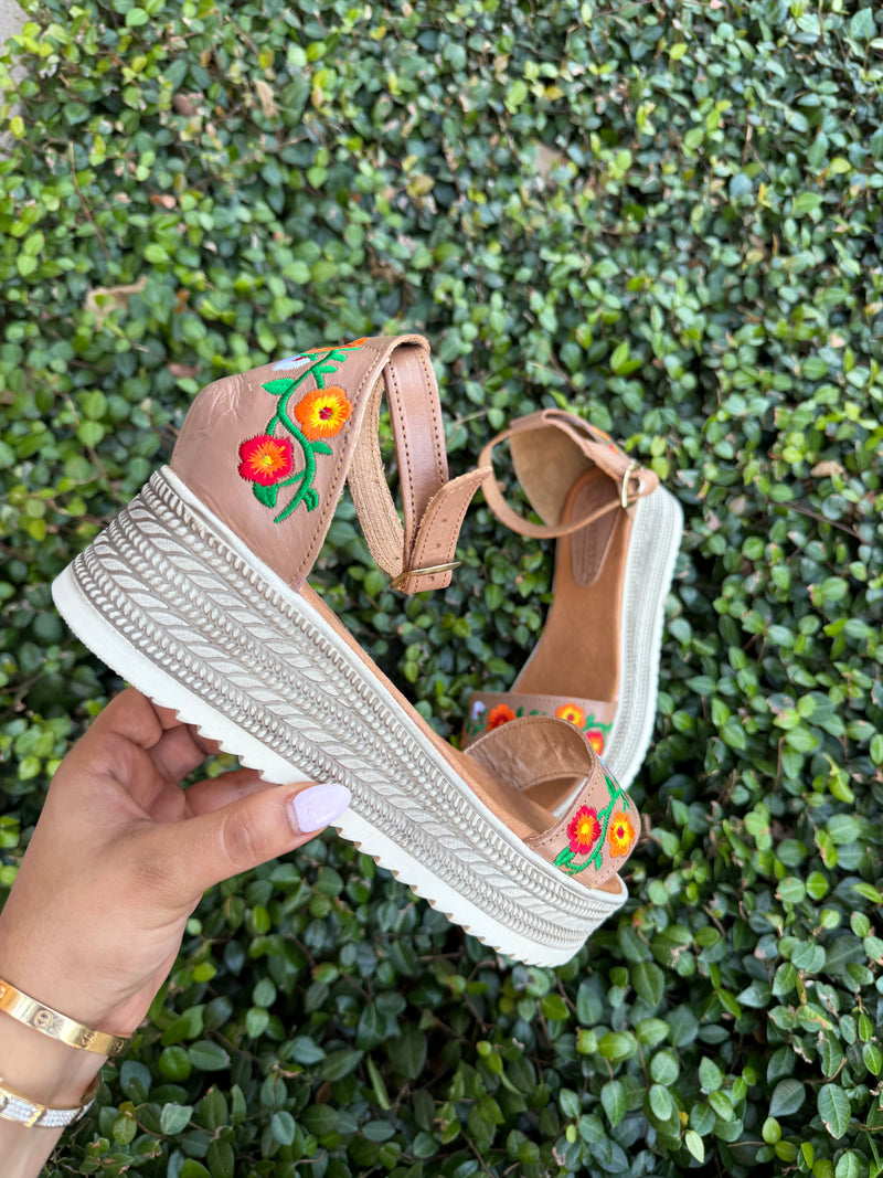 Ximena Embroidered Sandals Tan