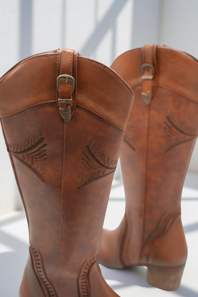 Bota Larga Bordada (892)