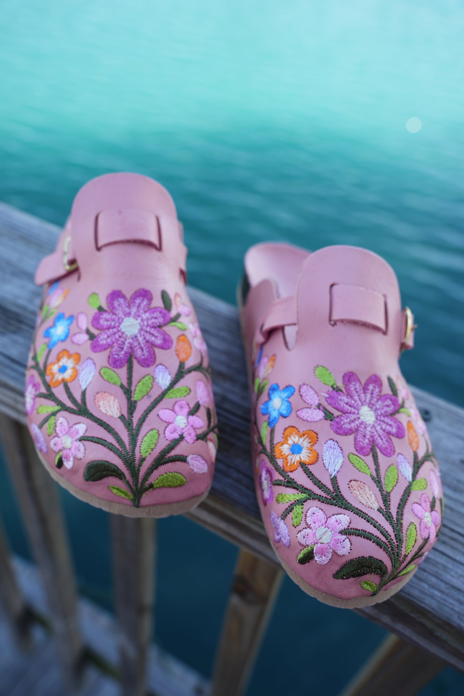 Flower Heartジュース Jardin Embroidery Leather Clogs – Guaraxez