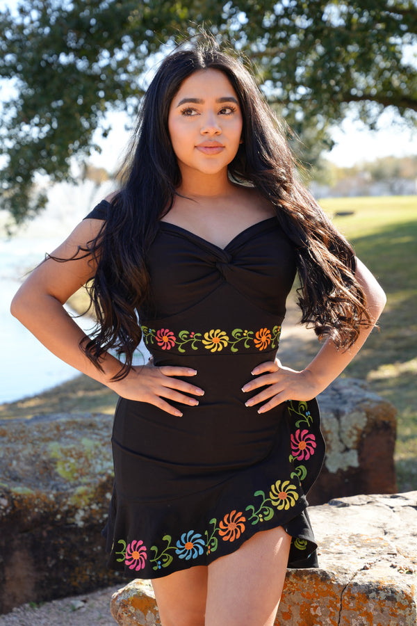 MEXICAN CLOTHING AND SHOES – Guaraxez