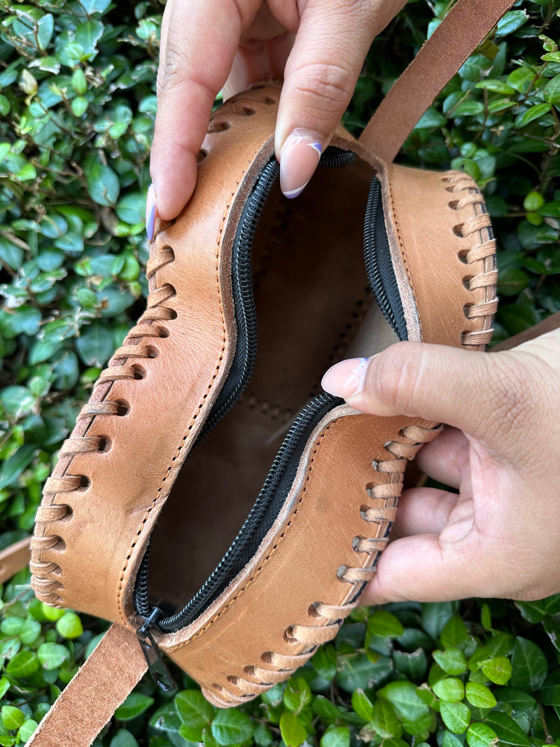 Corazon Leather Purse