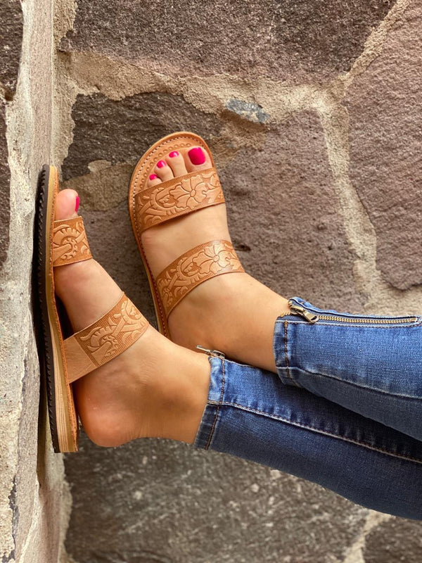Arroyo Leather Sandals