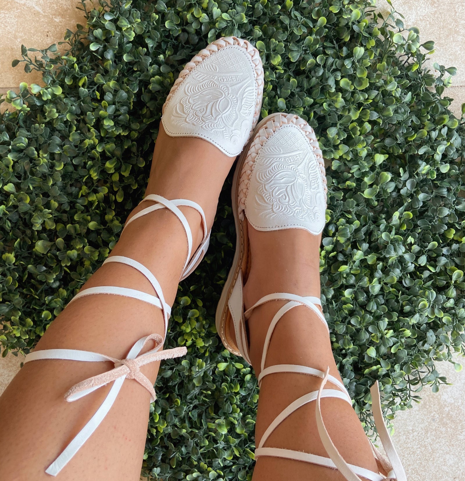 Rosalinda Lace Up White – Guaraxez