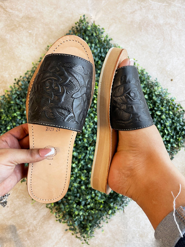 Cuernavaca Leather Slides