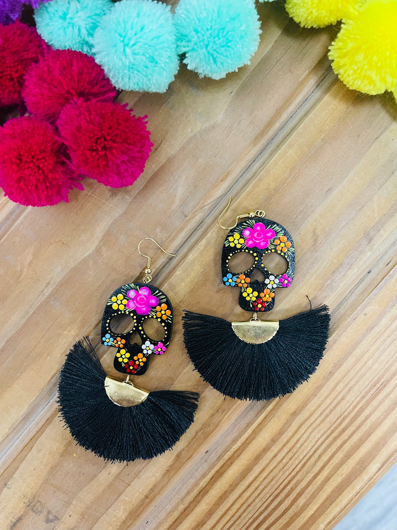 Calaca Pompom Aretes