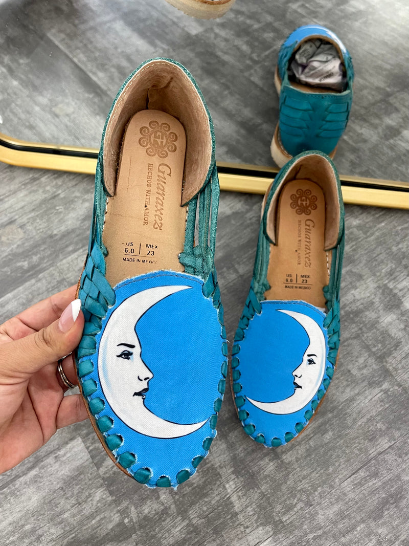 Luna huaraches deals