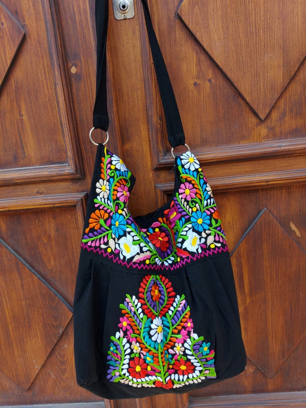 Flores Embroidered Bag